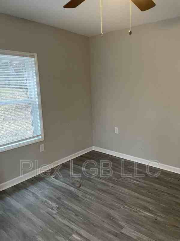 314 Mccall St - Photo 3 of 6