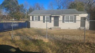 2338 Banks Ave - Photo 1 of 1
