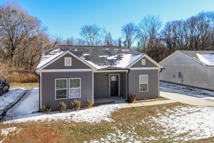 1020 1020 N Oakwood St - Photo 1 of 1