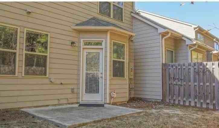 2830 Cooper Brook Dr - Photo 2 of 25