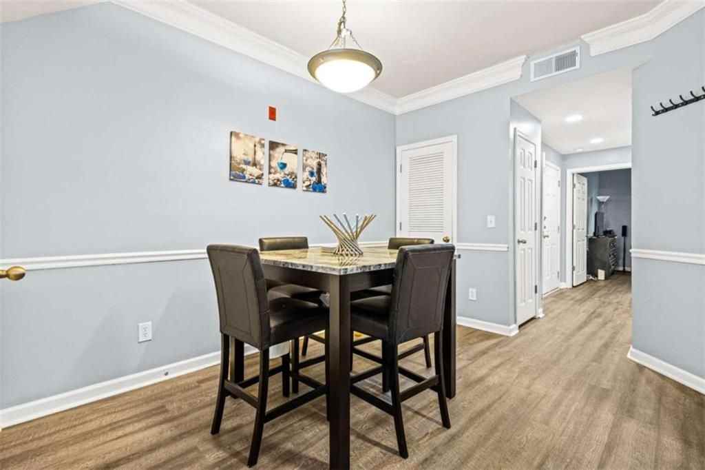 1752 Pryor Rd Sw ##309 - Photo 6 of 19