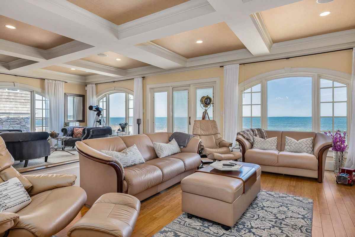 1138 Ocean Blvd - Photo 6 of 50