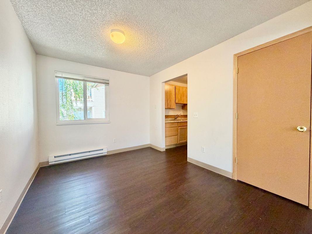10525 Midvale Ave N ##301 - Photo 5 of 12