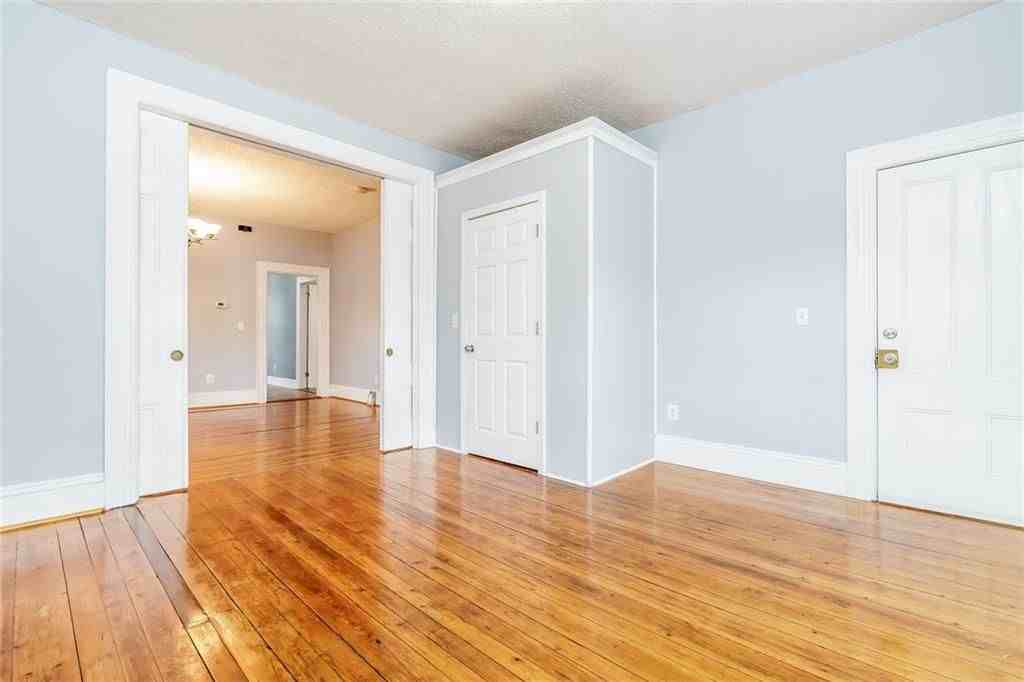 198 Camp St ##2 - Photo 5 of 14
