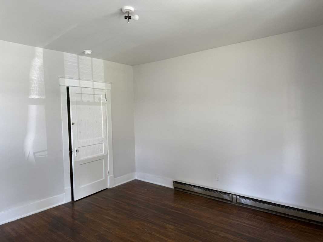 207 E Lauderdale St ##A - Photo 6 of 33