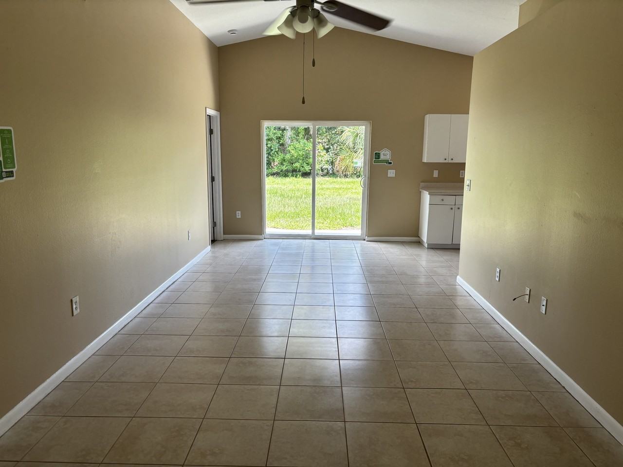 1319 West Knollwood Street - Photo 7 of 7