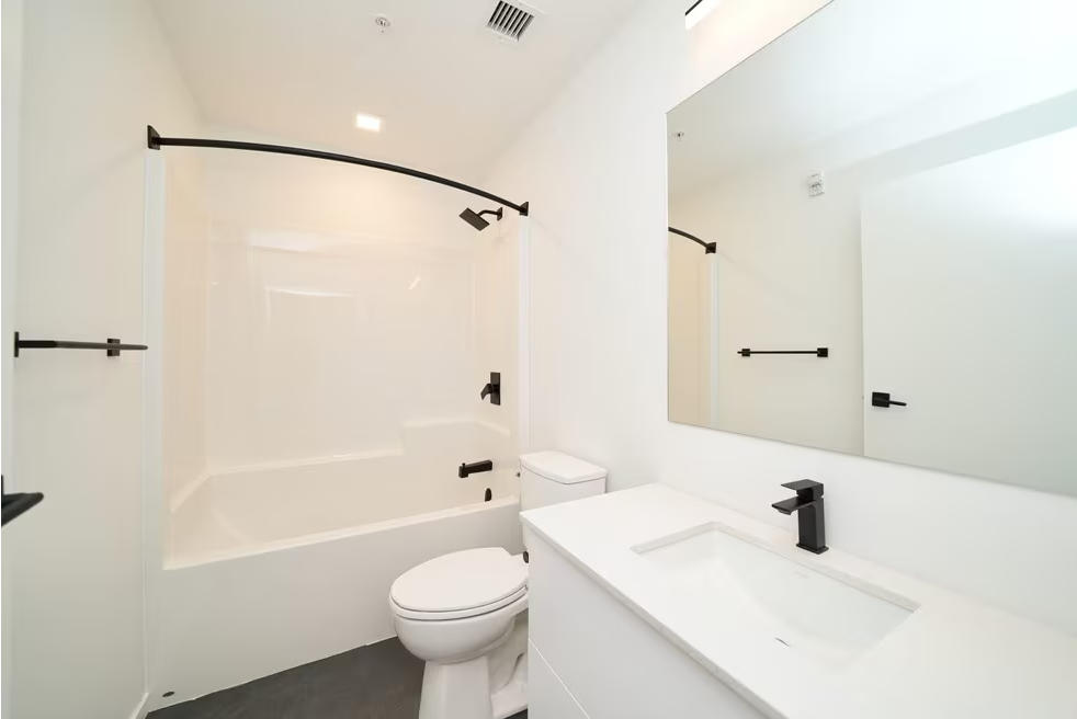 127 Bannatyne Avenue #1010 - Photo 6 of 10