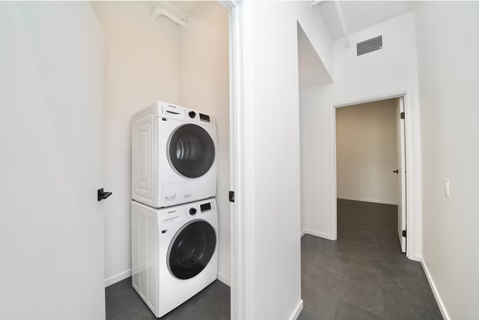 127 Bannatyne Avenue - Photo 10