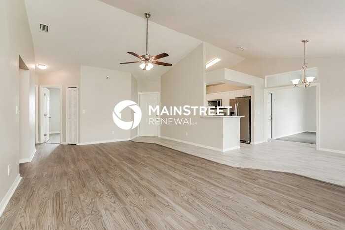 17240 Malaga Rd - Photo 3 of 16