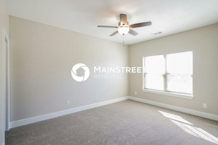 112 Hartsville Ct - Photo 7 of 17