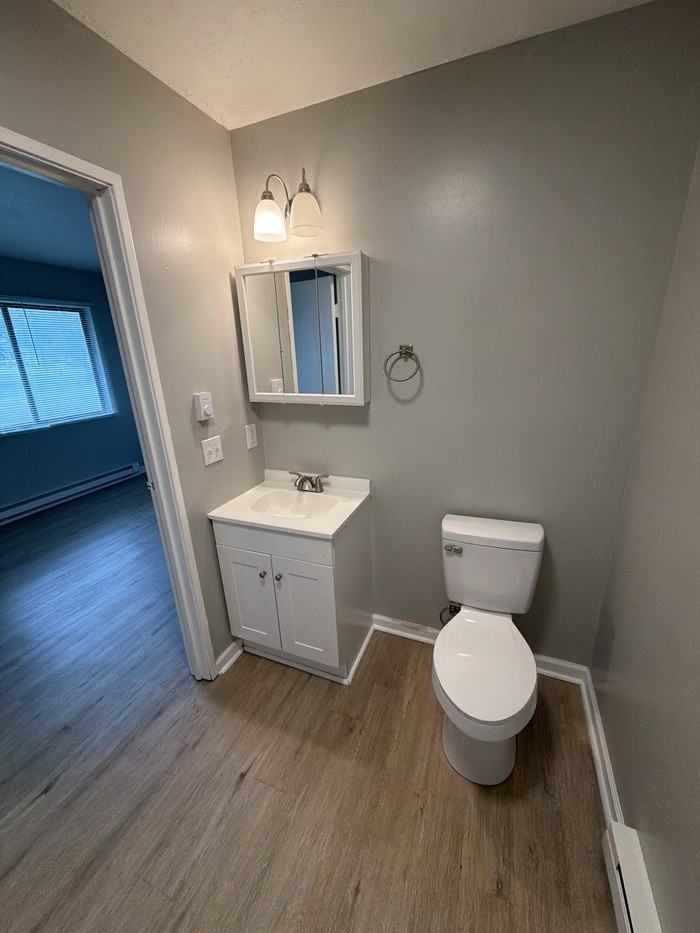 429 S Sycamore St #8 - Photo 5 of 12