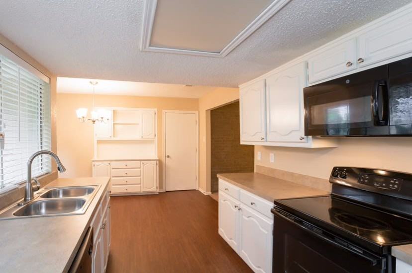 6616 Braddock Place - Photo 7 of 16