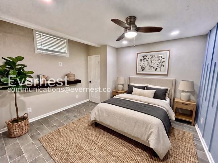 1000 Hill St Se #C - Photo 3 of 22
