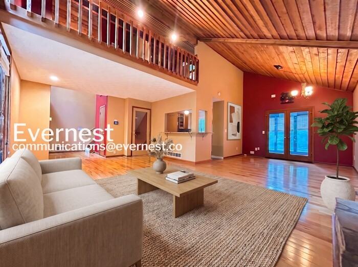 770 Bayliss Dr