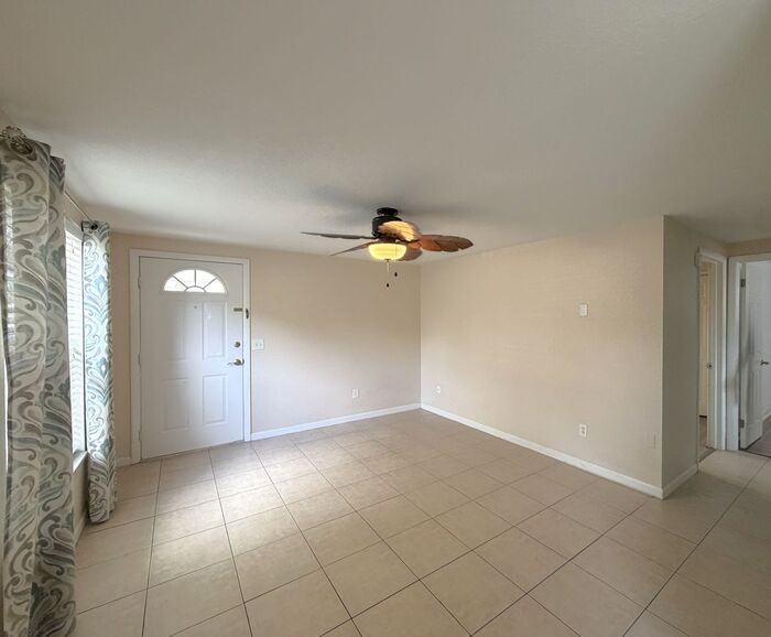 634 Dogwood Ct - Photo 5 of 10