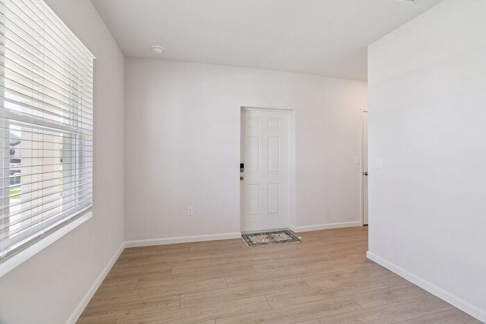 1434 Garabaldi Cir Se - Photo 7 of 15