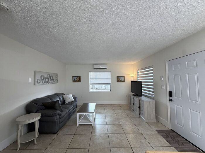 1196 Angle Rd #B - Photo 4 of 10