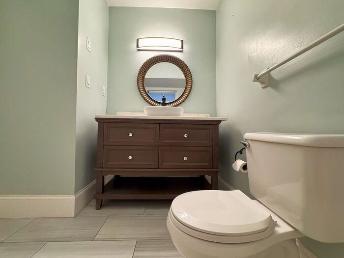 1196 Angle Rd #B - Photo 7 of 10