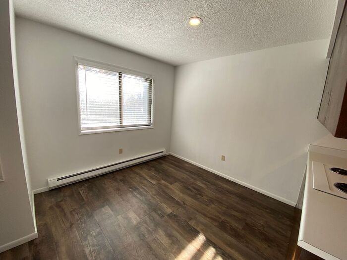 10204 E 13th Ave #D21 - Photo 7 of 22