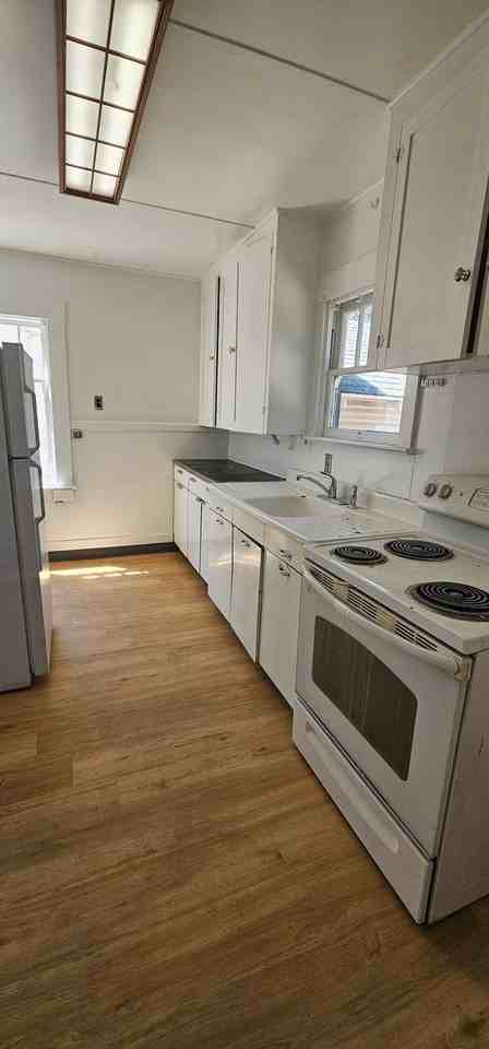 209 15th St - Photo 6 of 17