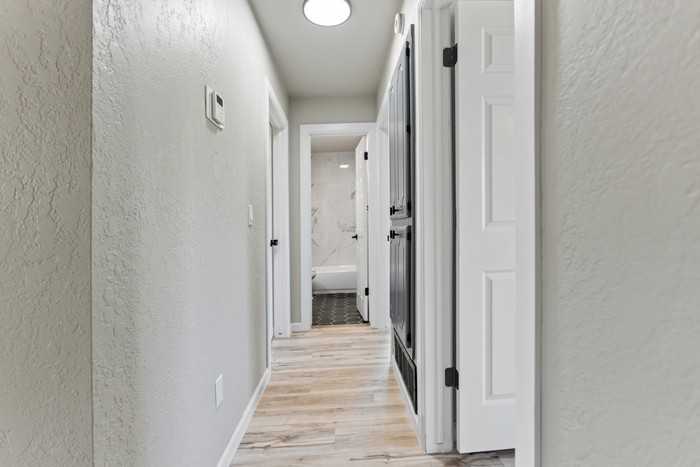 1101 S Bouziden Dr - Photo 7 of 14