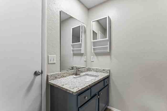 816 Se 14th St - Photo 6 of 10
