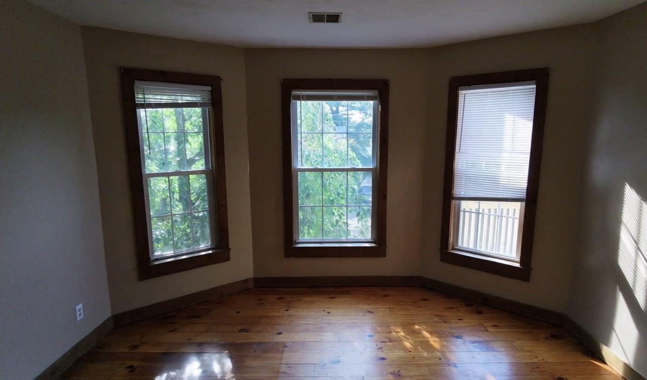 9 Castle St #B - Photo 2 of 27
