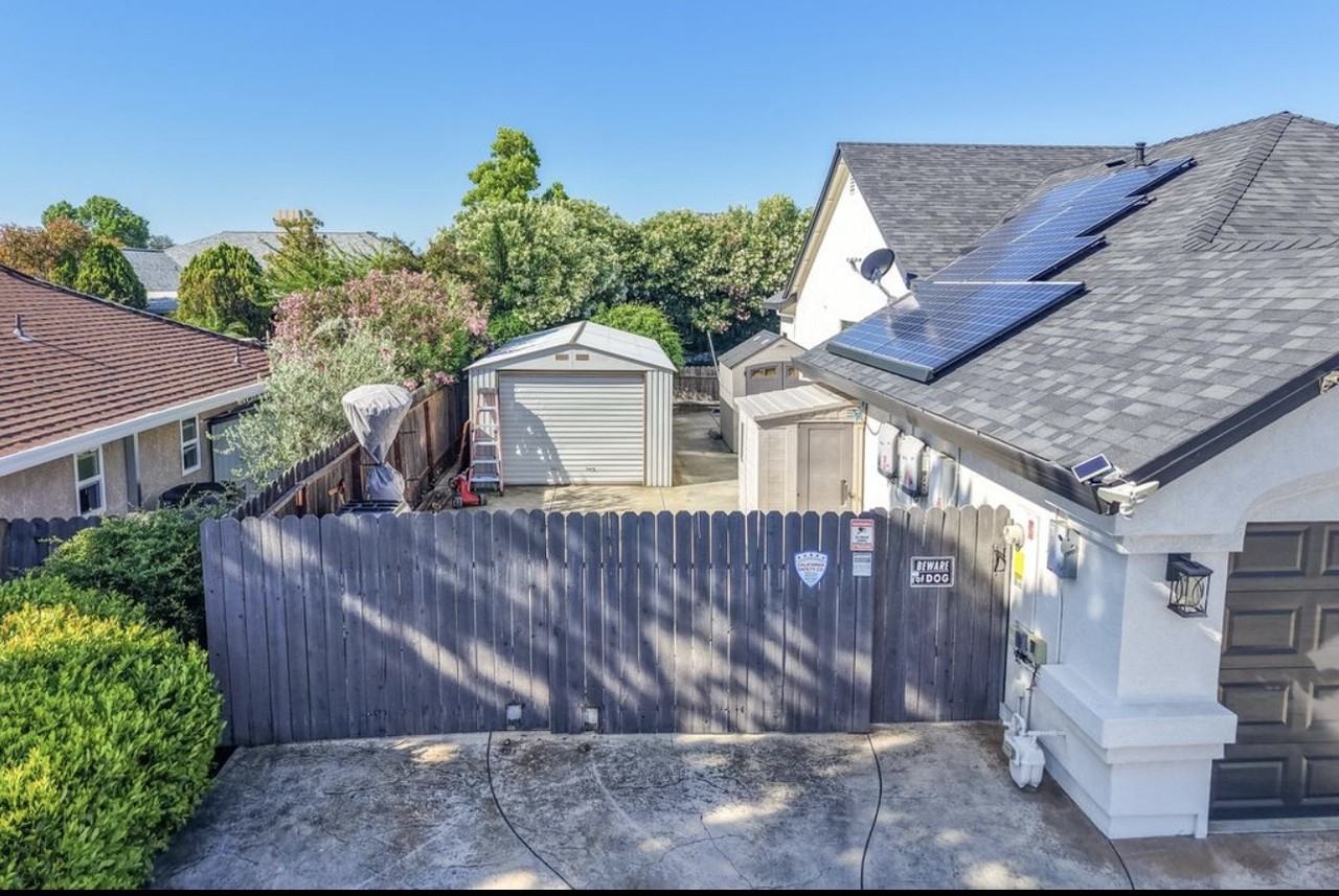 2280 Cumberland Dr #NA - Photo 3 of 13