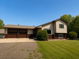 featured image of 11770 Dellwood Rd N #NA
