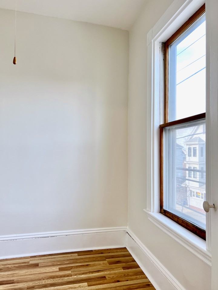 312 Washington St #3 - Photo 5 of 15