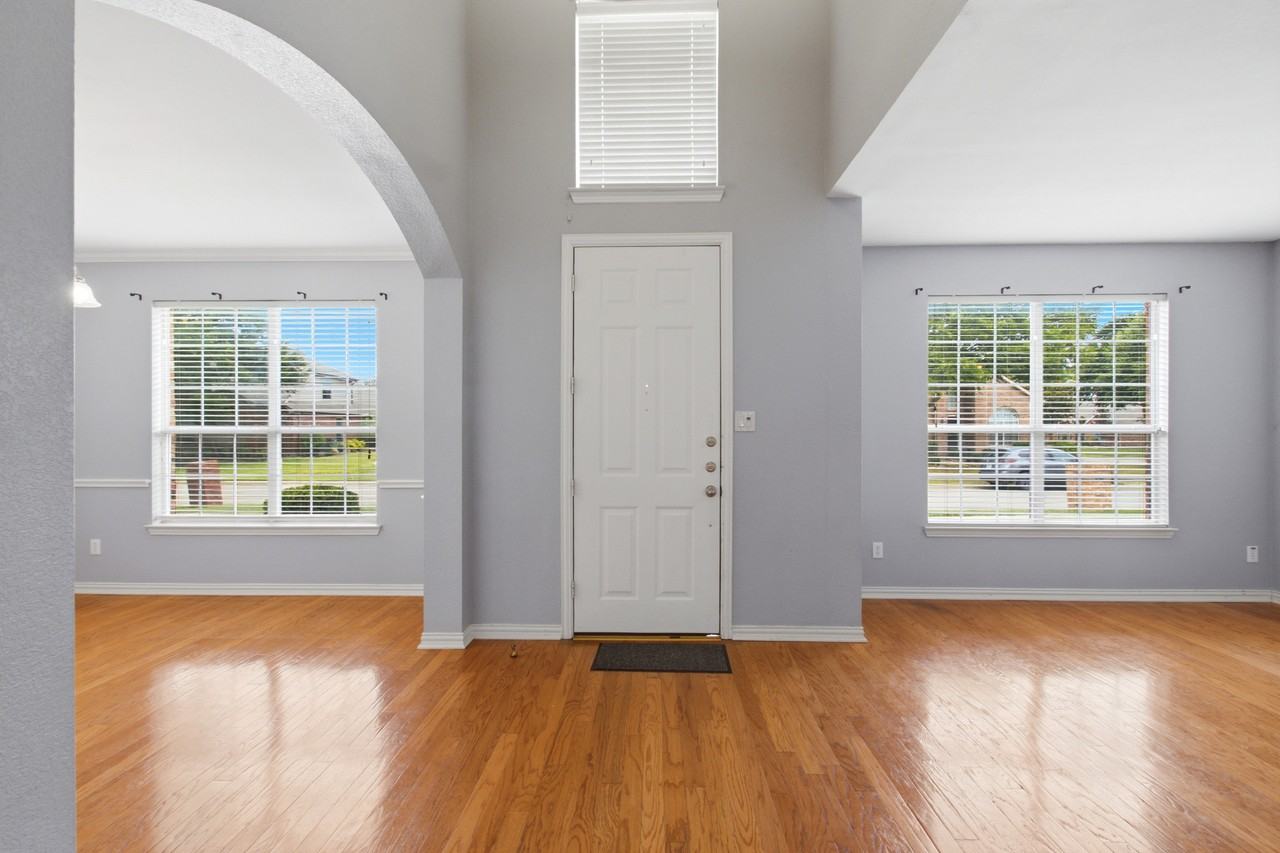 7852 Rainbow Falls Dr #NA - Photo 4 of 37