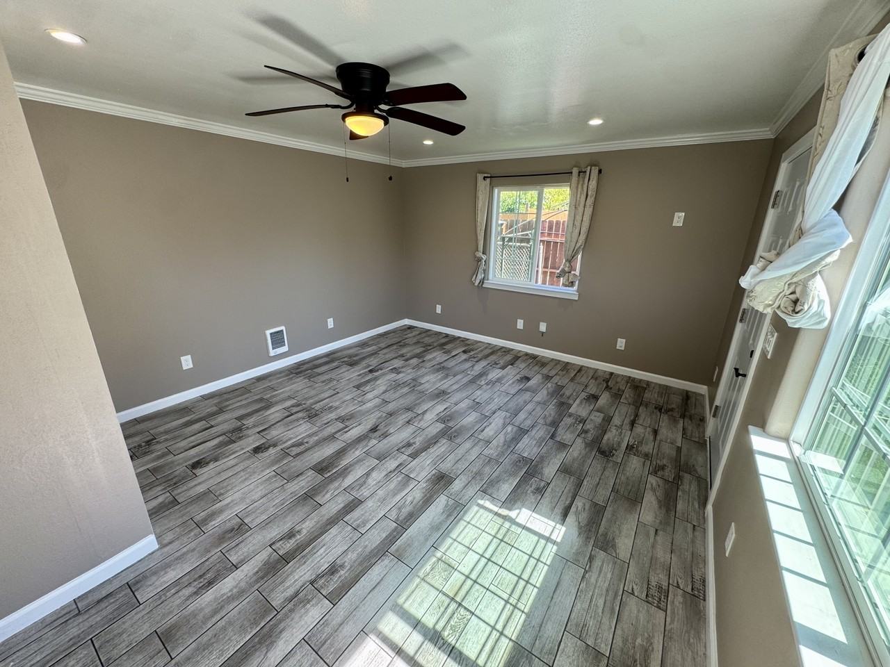 459 Christine Dr #NA - Photo 5 of 12