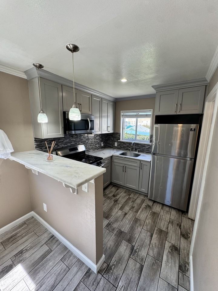 459 Christine Dr #NA - Photo 7 of 12