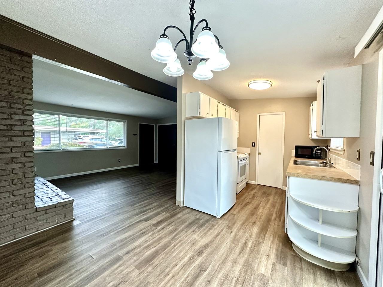 9465 9455 9465 Sw Commercial St #9455 - Photo 6 of 22