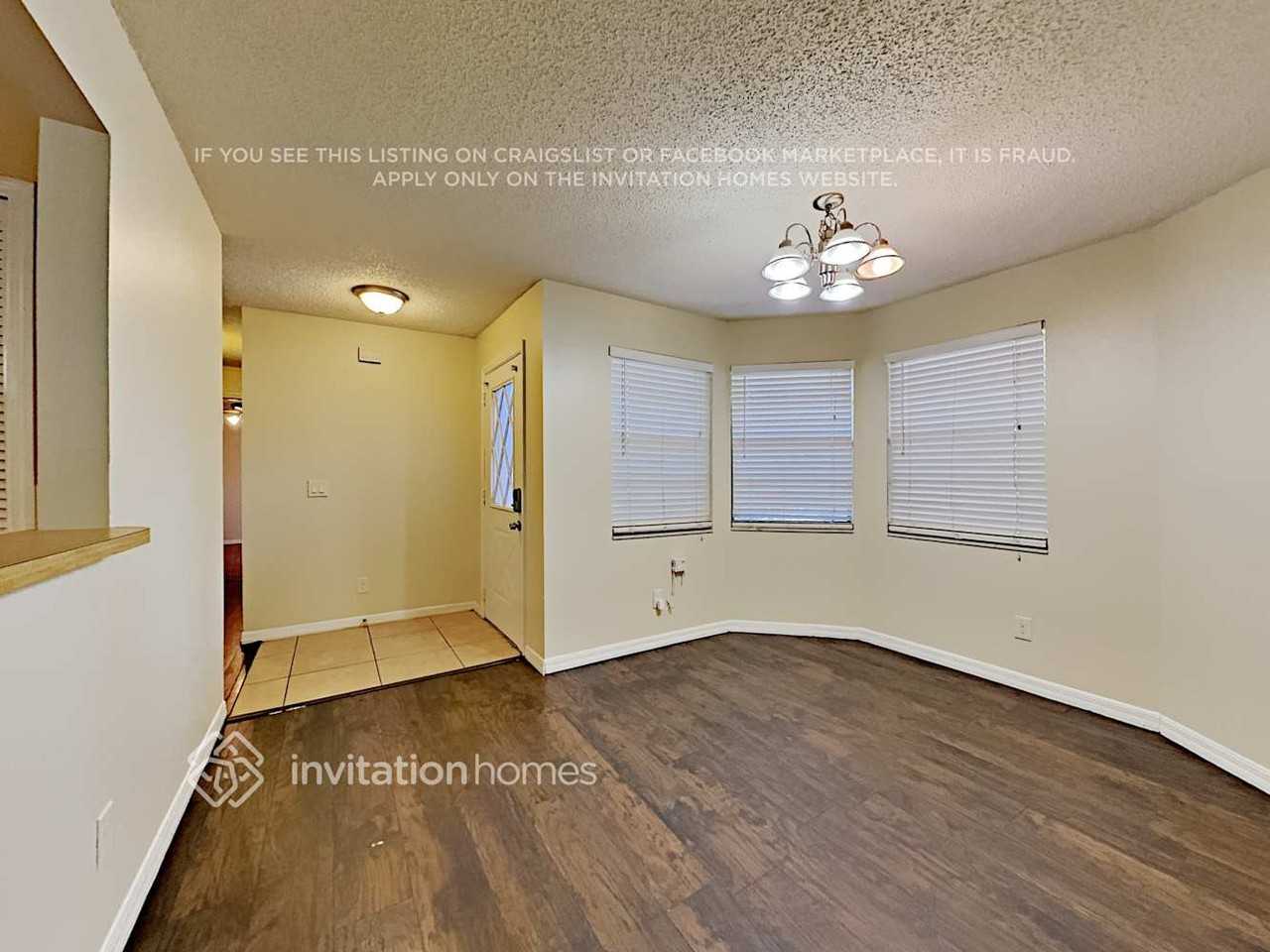 613 Mayan Pl - Photo 3 of 17