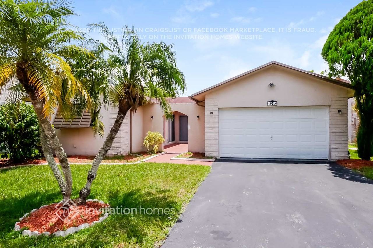 9381 Nw 33rd Pl