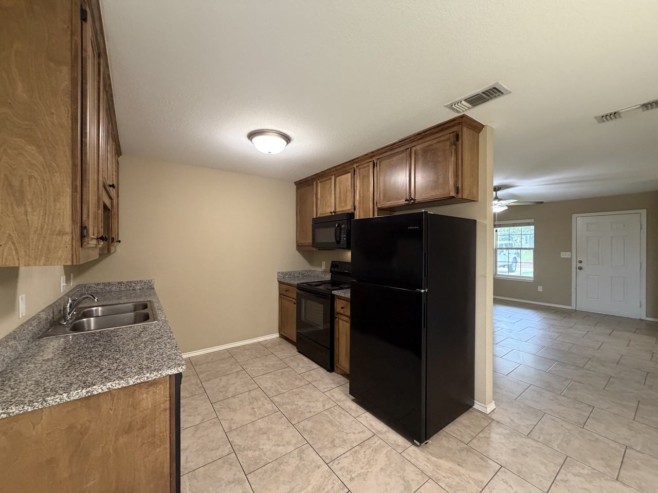 1221 Kirby St #1221 - Photo 7 of 50