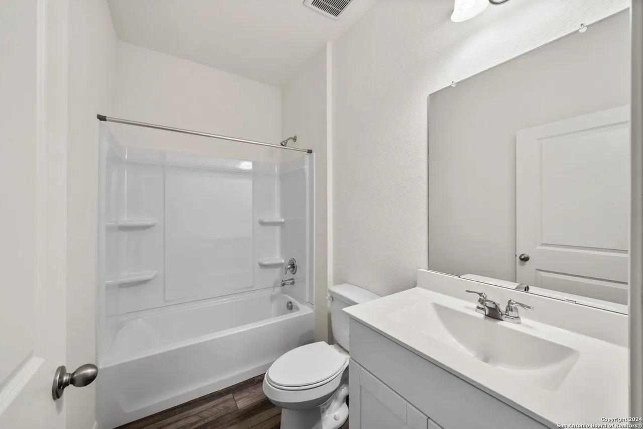 5442 Pearl Mdw - Photo 6 of 8