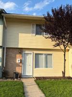 featured image of 8 Medford Ct