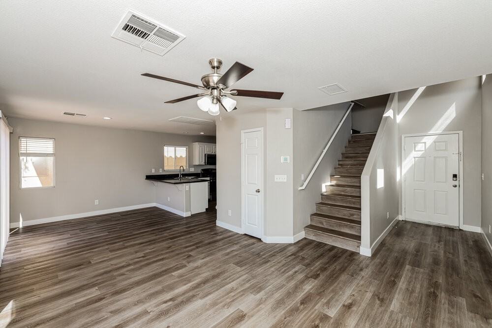 6471 Brook Cottage Ln - Photo 6 of 17