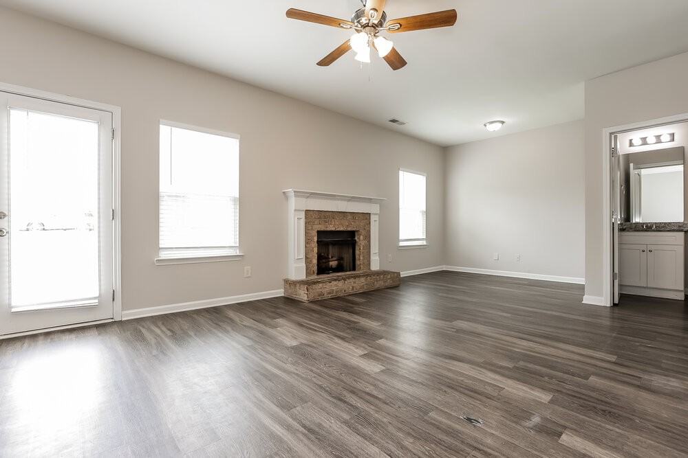 326 Crescent Woode Dr - Photo 4 of 17