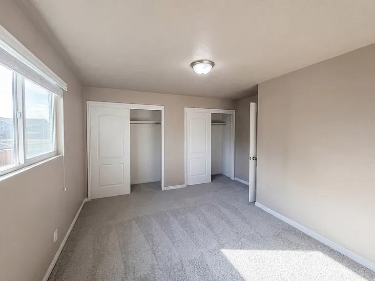 67 South 470 East Street - Photo 6 of 7