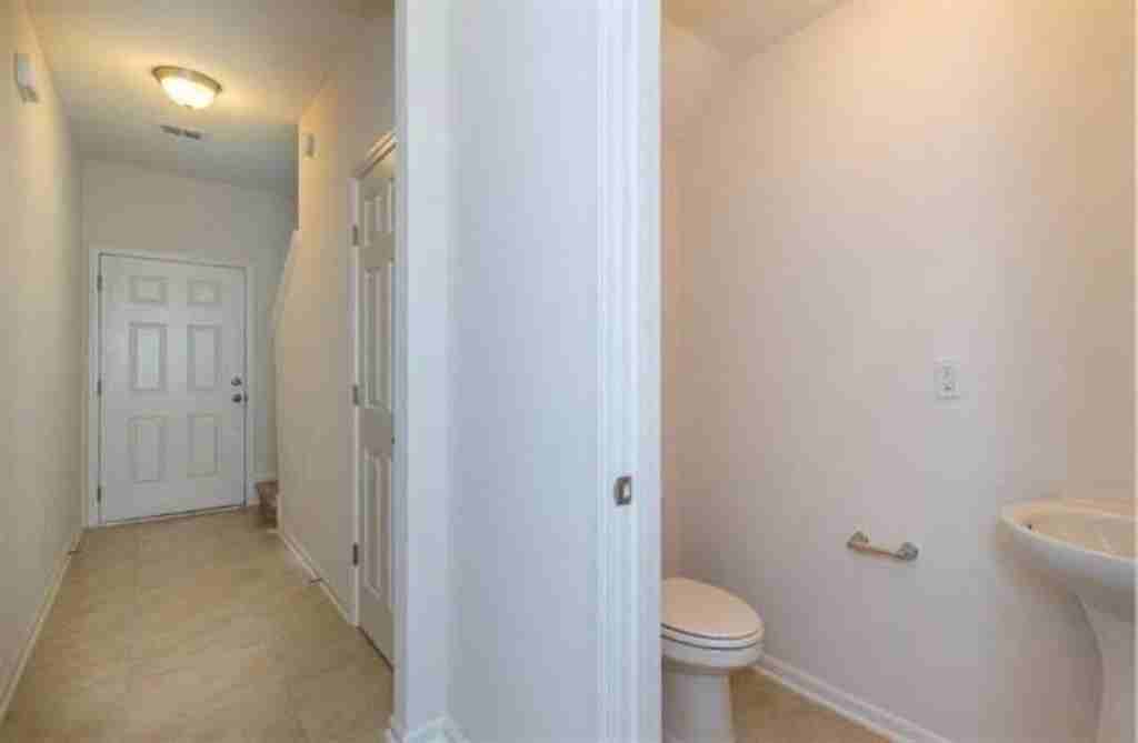 126 Moultrie Village Ln #1 - Photo 5 of 15