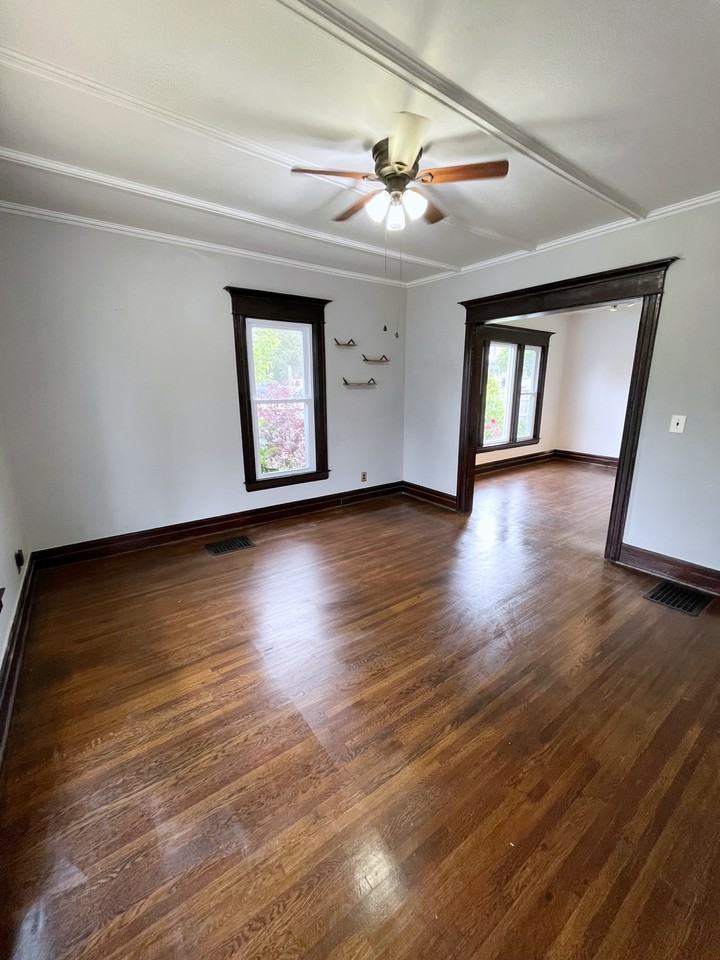 1112 Salina St #1 - Photo 7 of 24