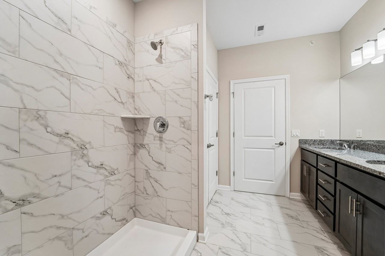 420 Tower Ridge Cir #420 - Photo 4 of 17