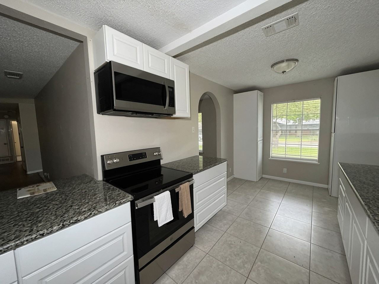3113 Northridge Dr #1 - Photo 4 of 11