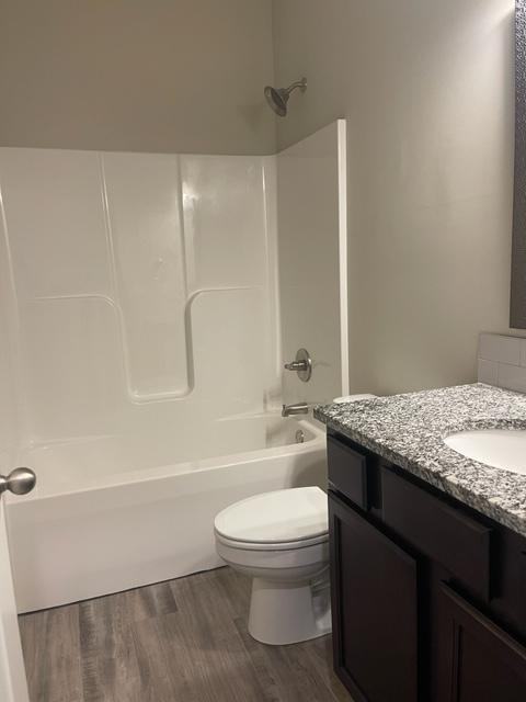 5272 N Cypress Cir - Photo 3 of 8