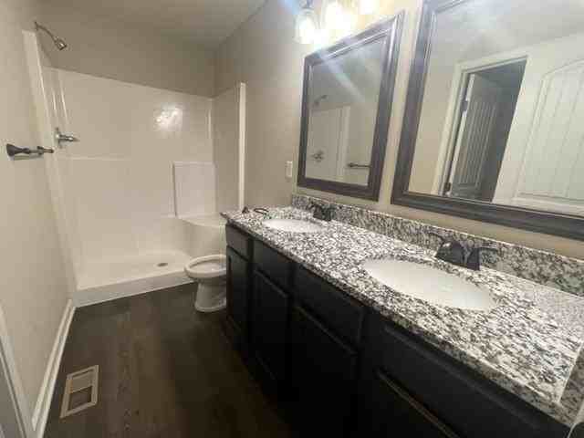 5272 N Cypress Cir - Photo 4 of 8