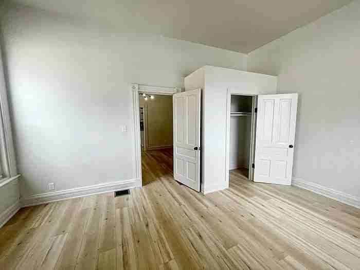 901 Isabella St Apt 1 - Photo 6 of 11