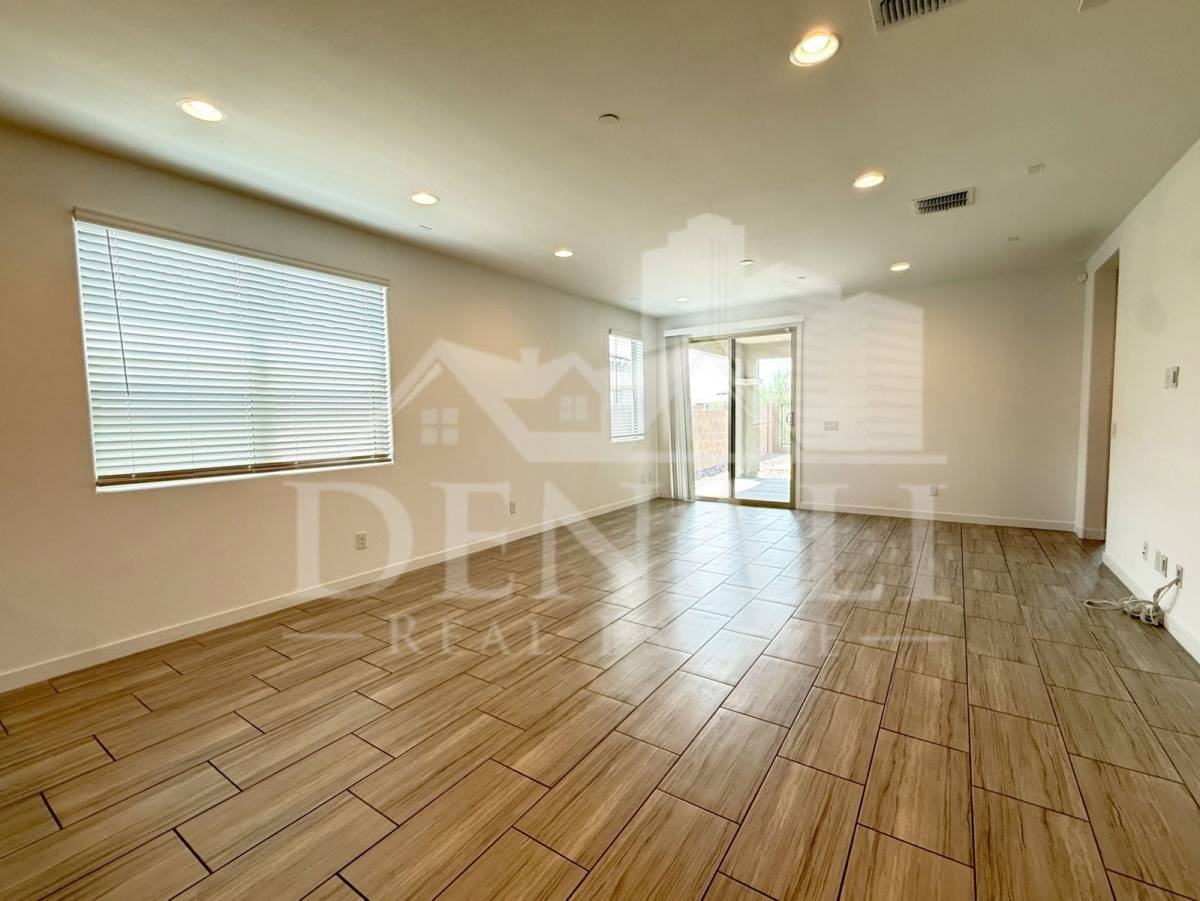 12523 W Calle De Sol - Photo 4 of 10